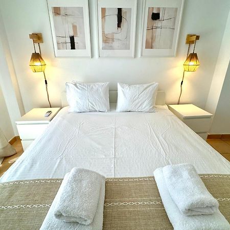 168 négyzetméteres, 2 hálószobás Apartman 3 fürdőszobával Torremuelle területén Benalmádena Kültér fotó