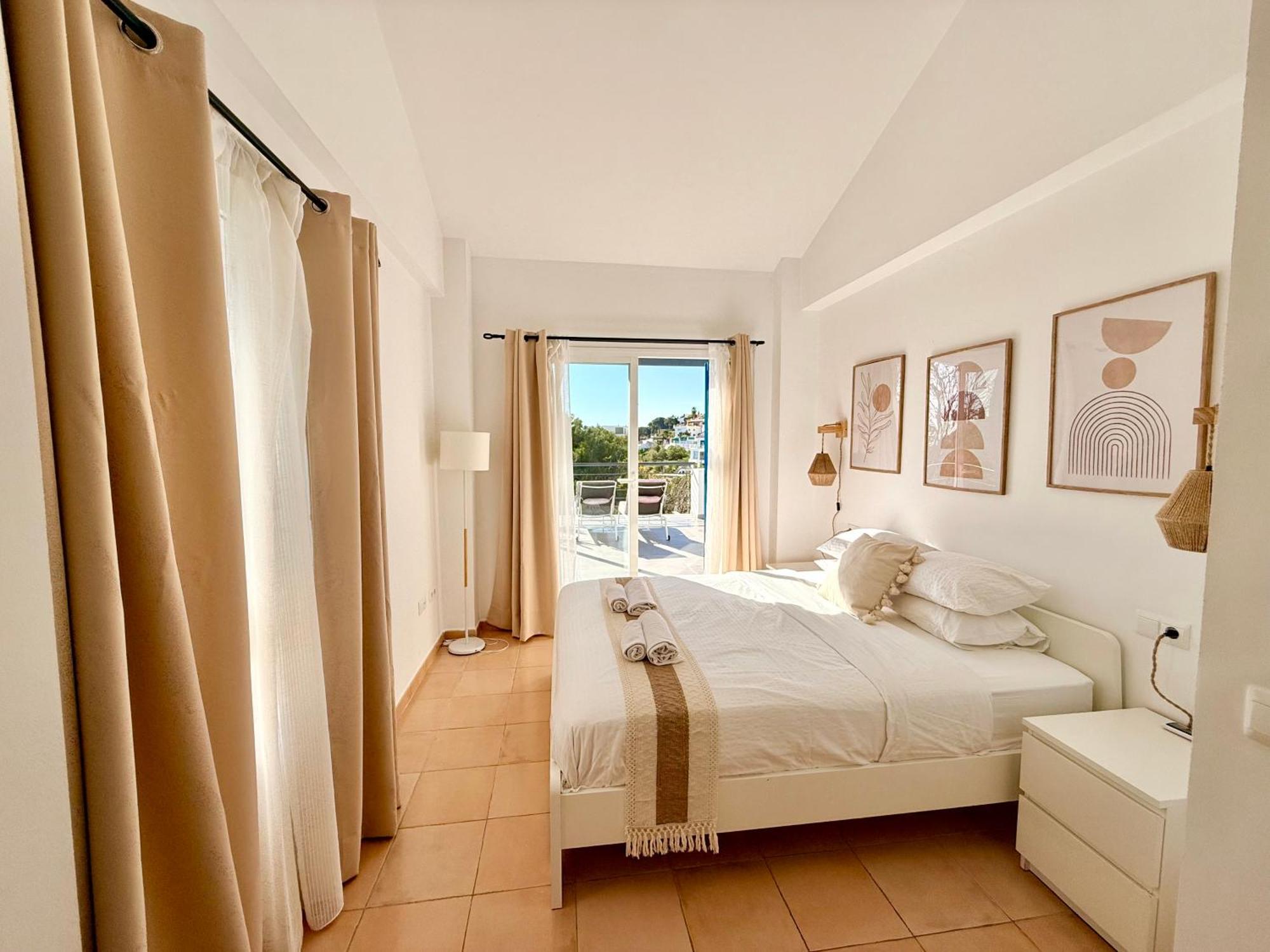 168 négyzetméteres, 2 hálószobás Apartman 3 fürdőszobával Torremuelle területén Benalmádena Kültér fotó