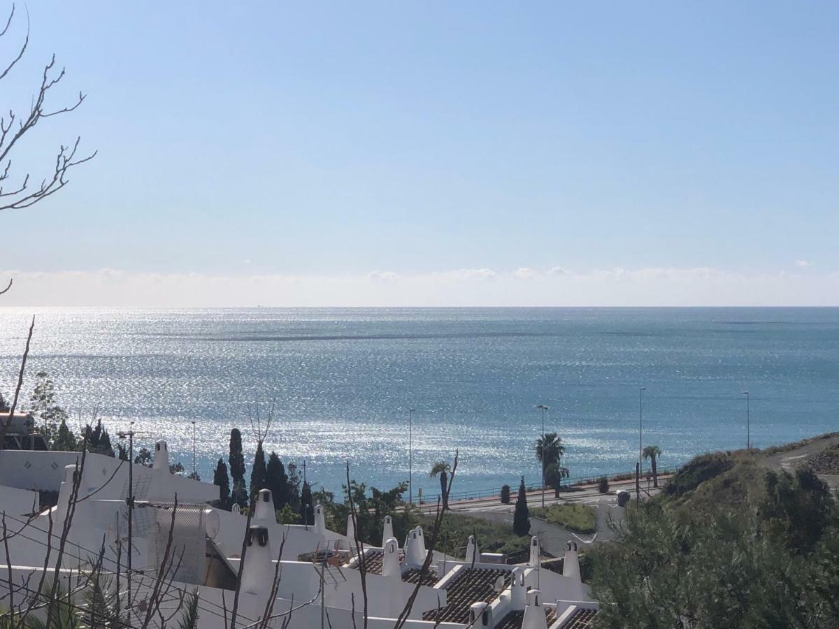 168 négyzetméteres, 2 hálószobás Apartman 3 fürdőszobával Torremuelle területén Benalmádena Kültér fotó